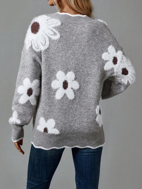 Mandy | V-neck cashmere knit with flowers