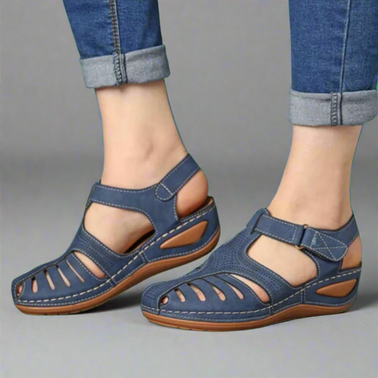 Ursanika | Comfortable sandals for the whole day