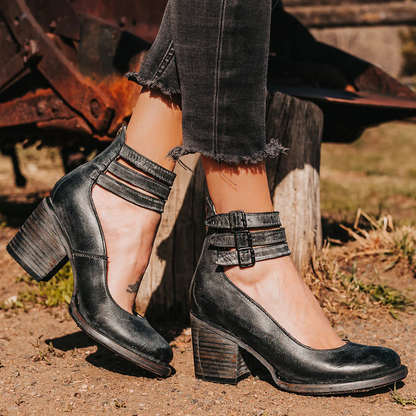 Sienna | Boots Timeless, Chic, Comfort