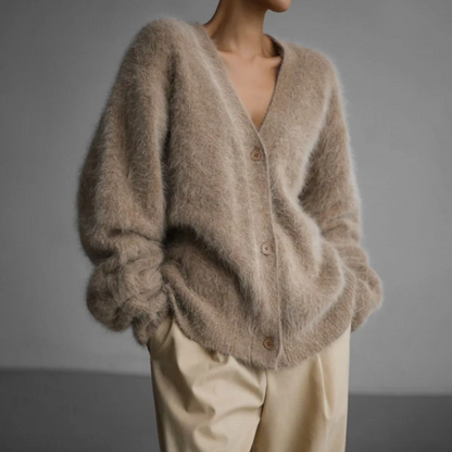 Hailey | Sophisticated cashmere cardigan