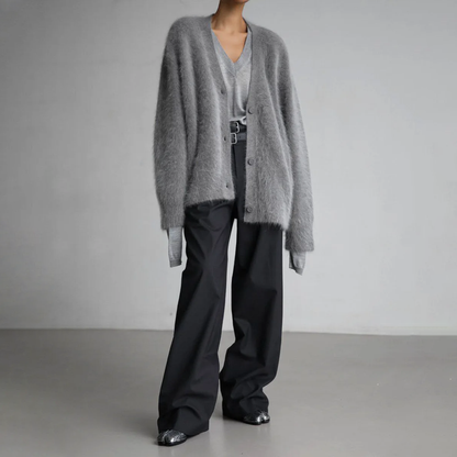 Hailey | Sophisticated cashmere cardigan