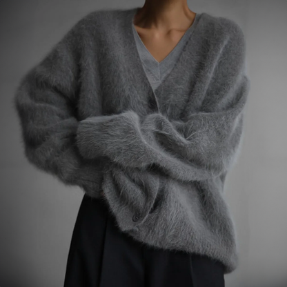 Hailey | Sophisticated cashmere cardigan