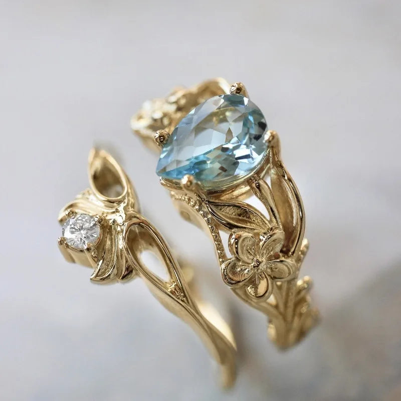 Vintage Flower Blue Crystal Ring